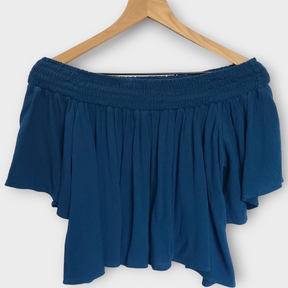 Kimchi Blue Urban Outfitters Ruffled Off Shoulder Top - Picture 5 of 9